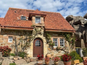 Maison de vacances 3 étoiles avec jardin à Trégastel, proche plage - FR-1-542-62